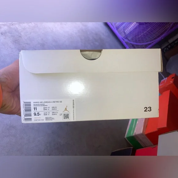 NIB Nike Air Jordan 4
